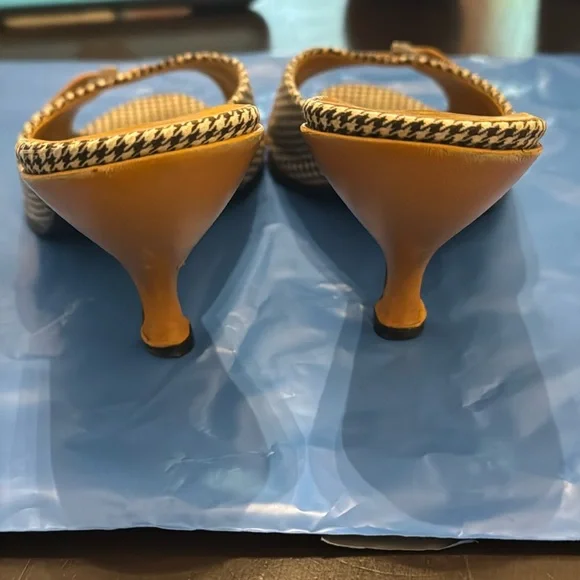 Prada Short Heels - Picture 6 of 9